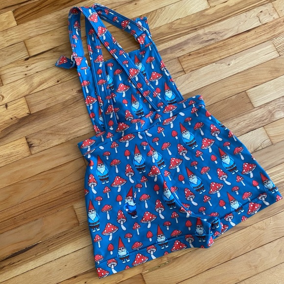 BlackMilk Gnome Alone Short Overalls - Picture 3 of 3